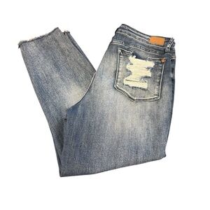 Judy Blue size 30 Straight Leg Jeans in Classic Blue relaxed fit no distressing